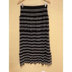 Leon Max Limited Edition/Max Studio ruffled tulle black/white maxi skirt, SZ SM